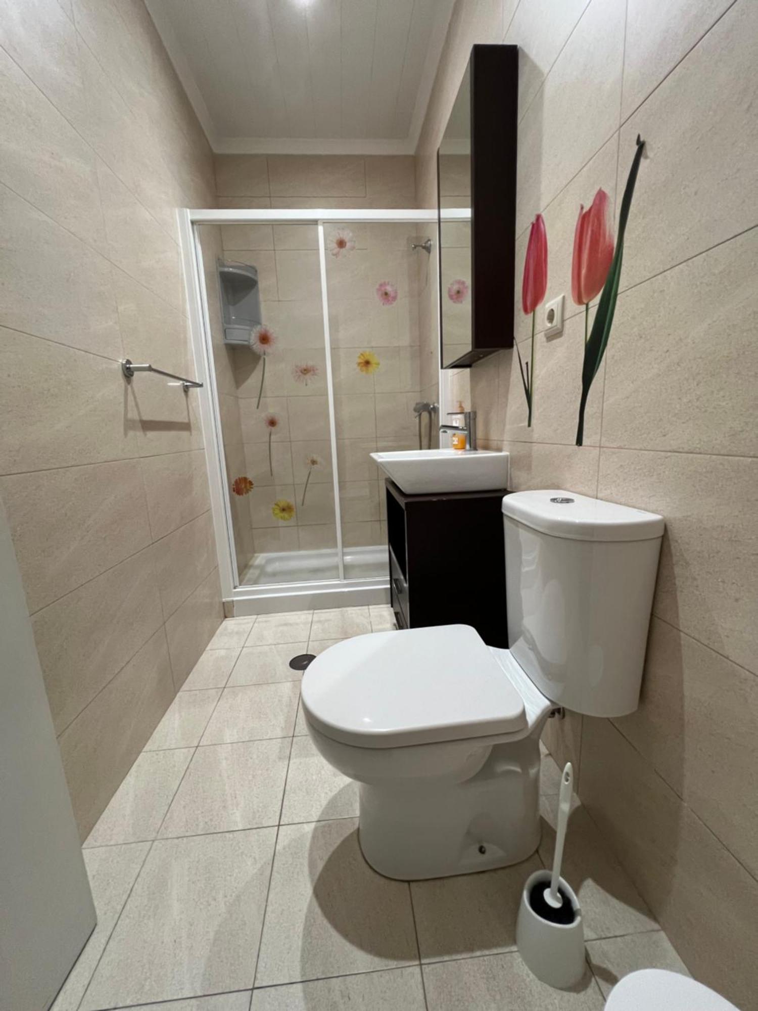 Casa A 2 Minutos A Pe De Piscina Natural Понта-Делгада Екстер'єр фото